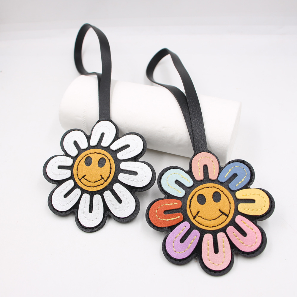 พวงกุญแจดอกทานตะวัน 1 ชิ้น ดีไ - Car Accessories Gift Ideas บทวิจารณ์และราคา