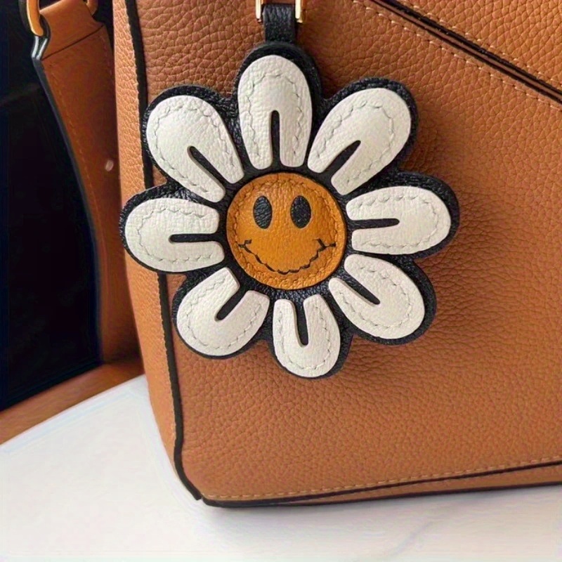 พวงกุญแจดอกทานตะวัน 1 ชิ้น ดีไ - Car Accessories Gift Ideas บทวิจารณ์และราคา